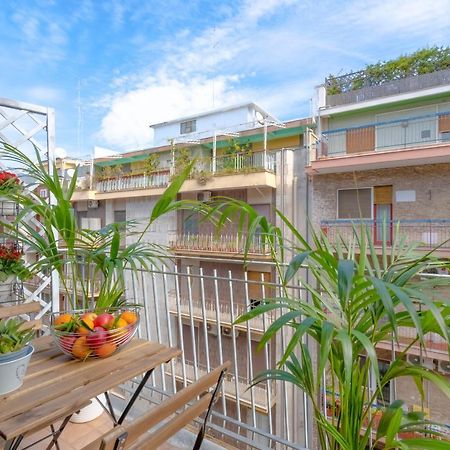 Modern Apartment To Relax In The City Center Bari Luaran gambar